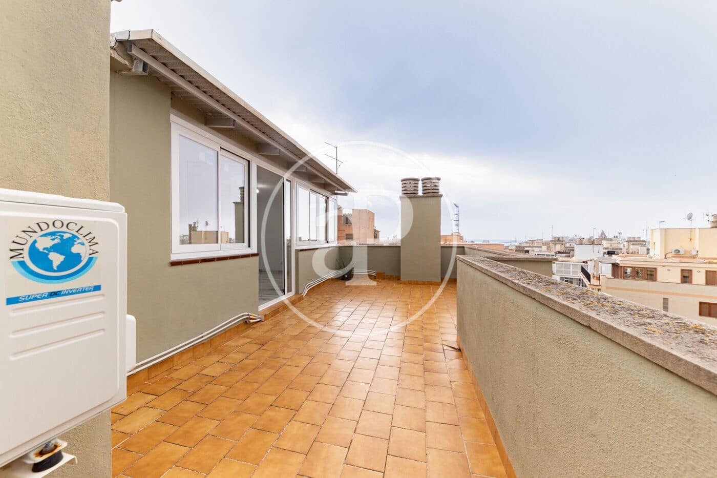 2 slaapkamer Penthouse te huur in Palma de Mallorca - € 2.200 (Ref: 9605002)
