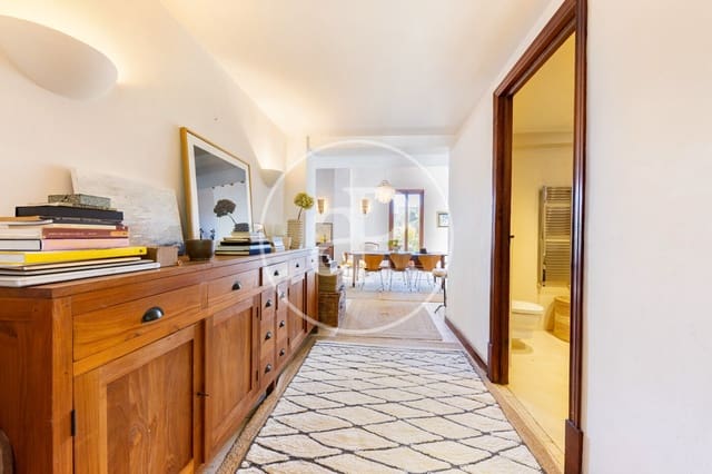 4 bedroom Villa for sale in El Terreno, Palma de Mallorca with pool - € 2,795,000 (Ref: 9619594)