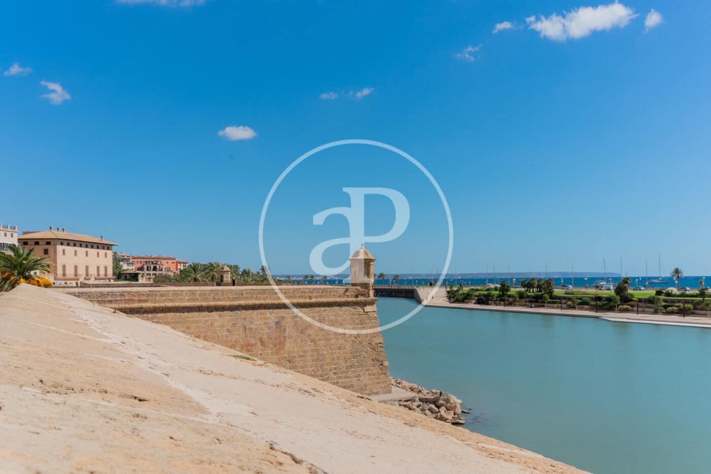 2 slaapkamer Appartement te koop in Palma de Mallorca - € 370.000 (Ref: 9648149)