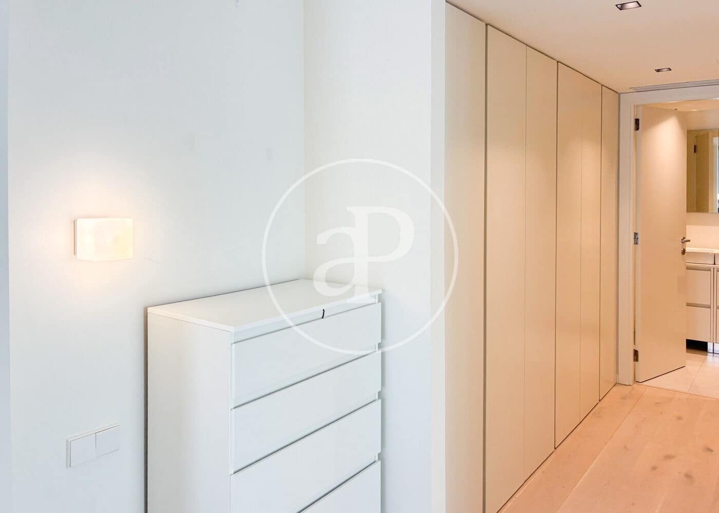 Apartamento de 2 habitaciones en Palma de Mallorca en alquiler con piscina - 2.300 € (Ref: 9656122)