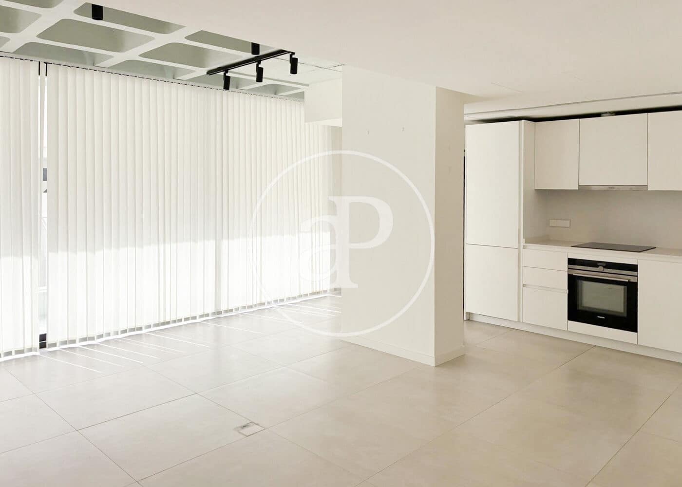 Apartamento de 2 habitaciones en Palma de Mallorca en alquiler con piscina - 2.300 € (Ref: 9656122)