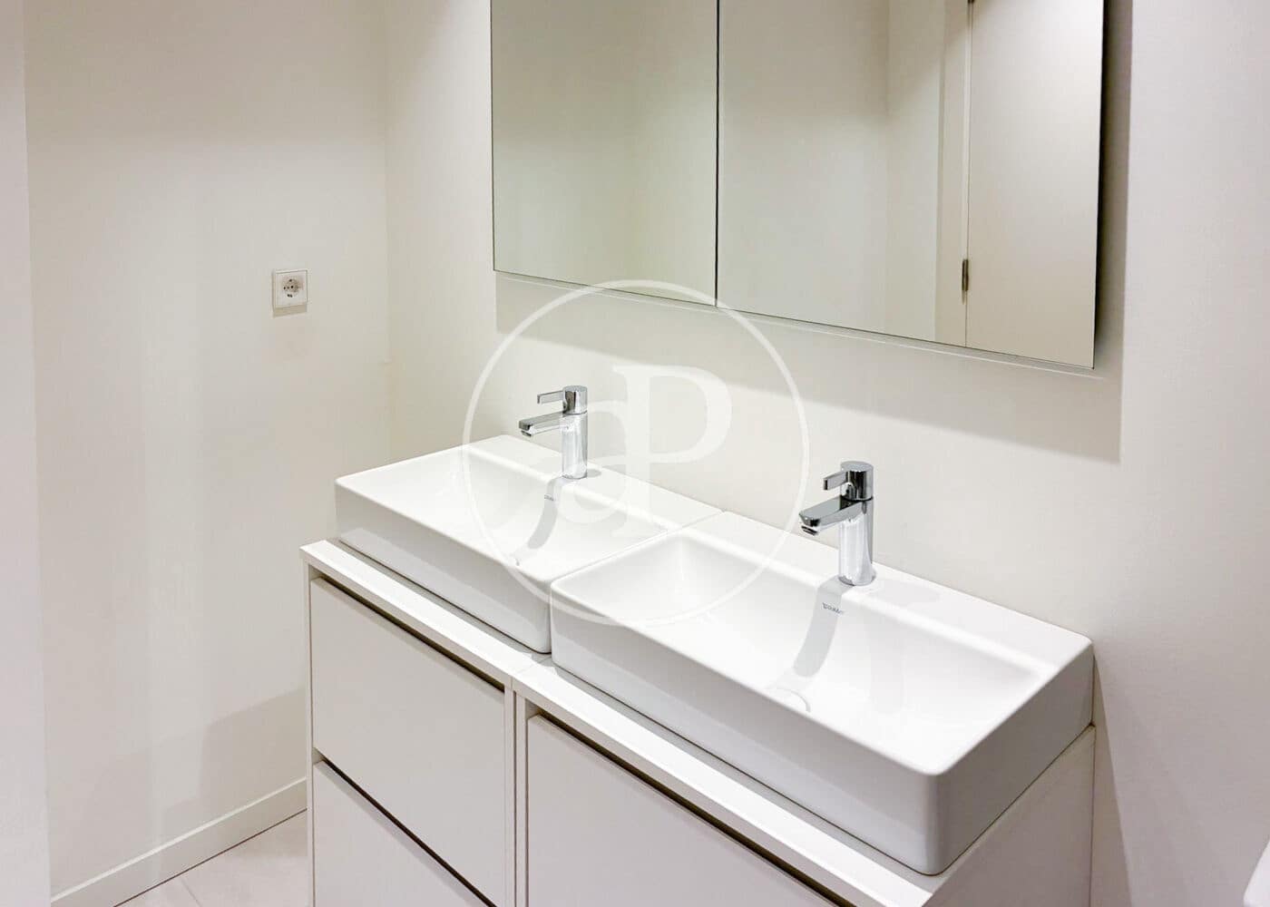 Apartamento de 2 habitaciones en Palma de Mallorca en alquiler con piscina - 2.300 € (Ref: 9656122)