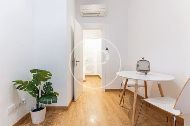 1 soveværelse Lejlighed til leje i Cort, Palma de Mallorca - € 1.600 (Ref: 9656124)