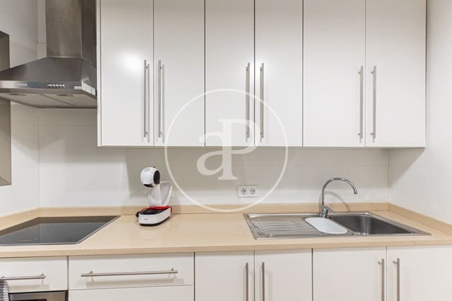 1 soveværelse Lejlighed til leje i Cort, Palma de Mallorca - € 1.600 (Ref: 9656124)