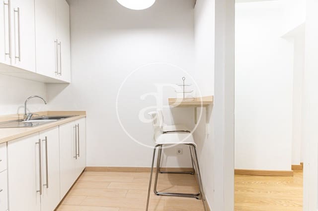 1 soveværelse Lejlighed til leje i Cort, Palma de Mallorca - € 1.600 (Ref: 9656124)