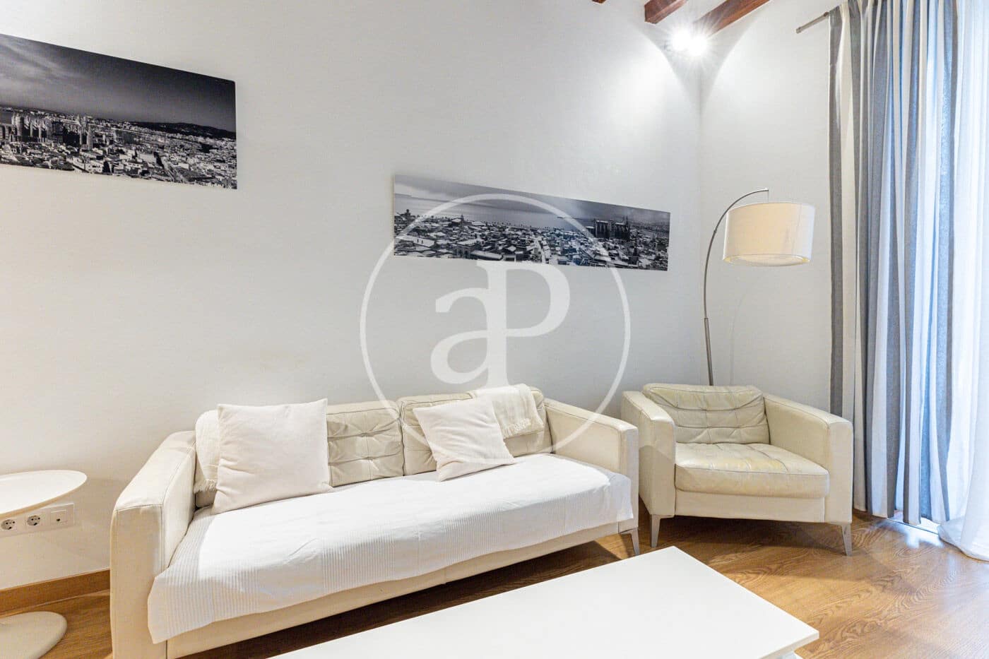 1 soveværelse Lejlighed til leje i Palma de Mallorca - € 1.600 (Ref: 9656125)