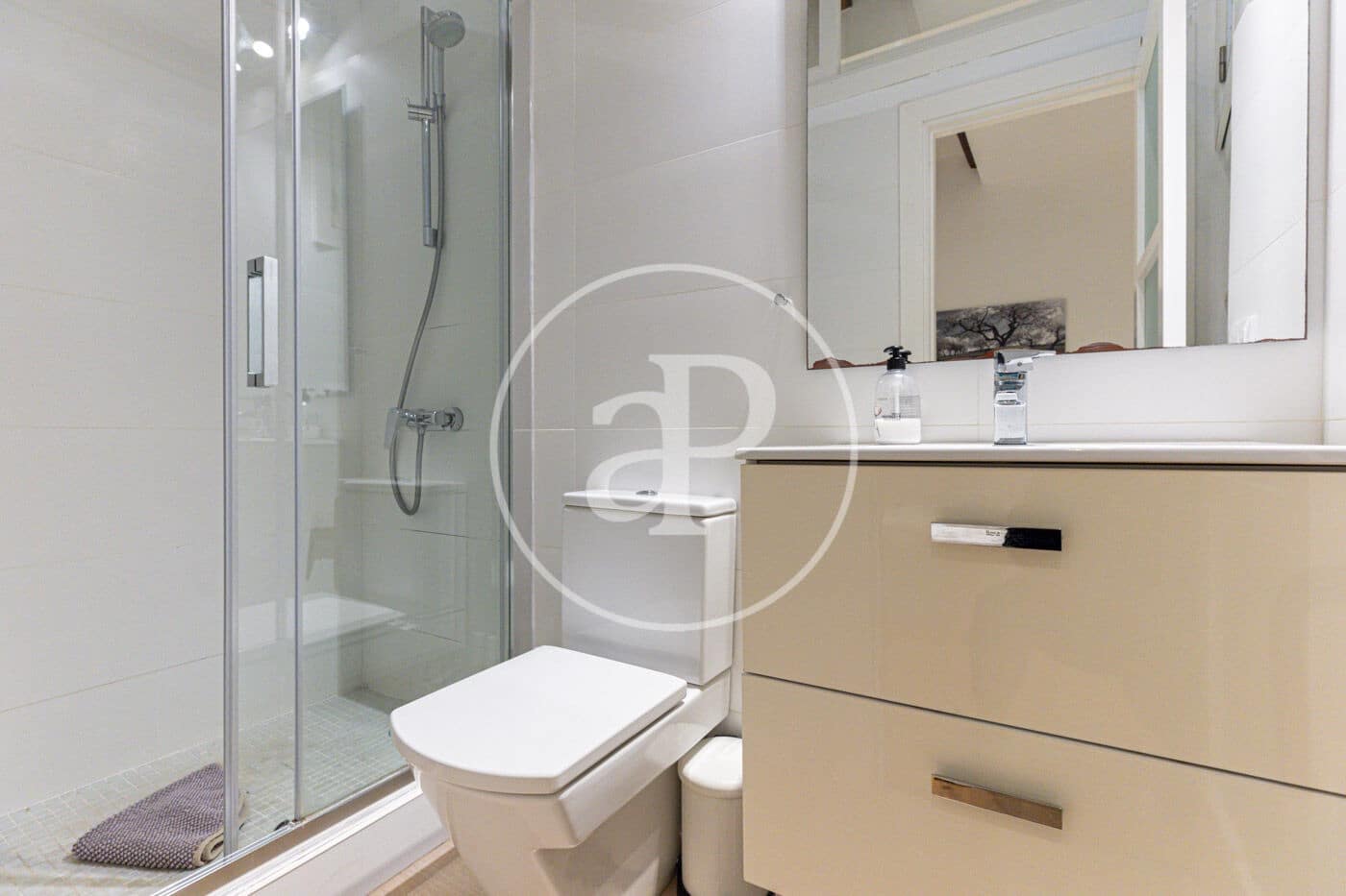 1 soveværelse Lejlighed til leje i Palma de Mallorca - € 1.600 (Ref: 9656125)