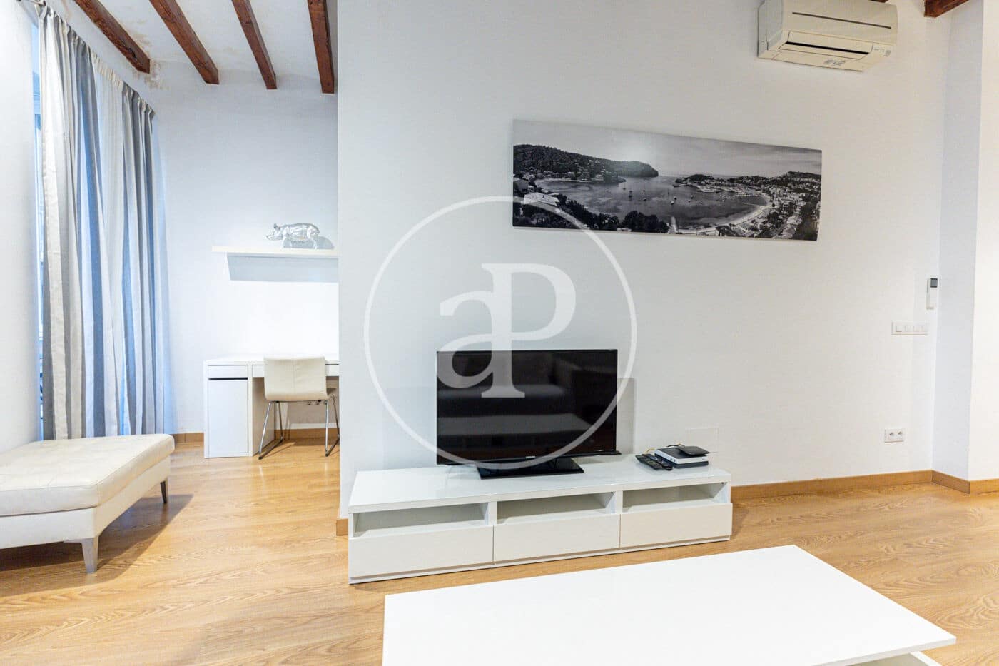 1 soveværelse Lejlighed til leje i Palma de Mallorca - € 1.600 (Ref: 9656125)