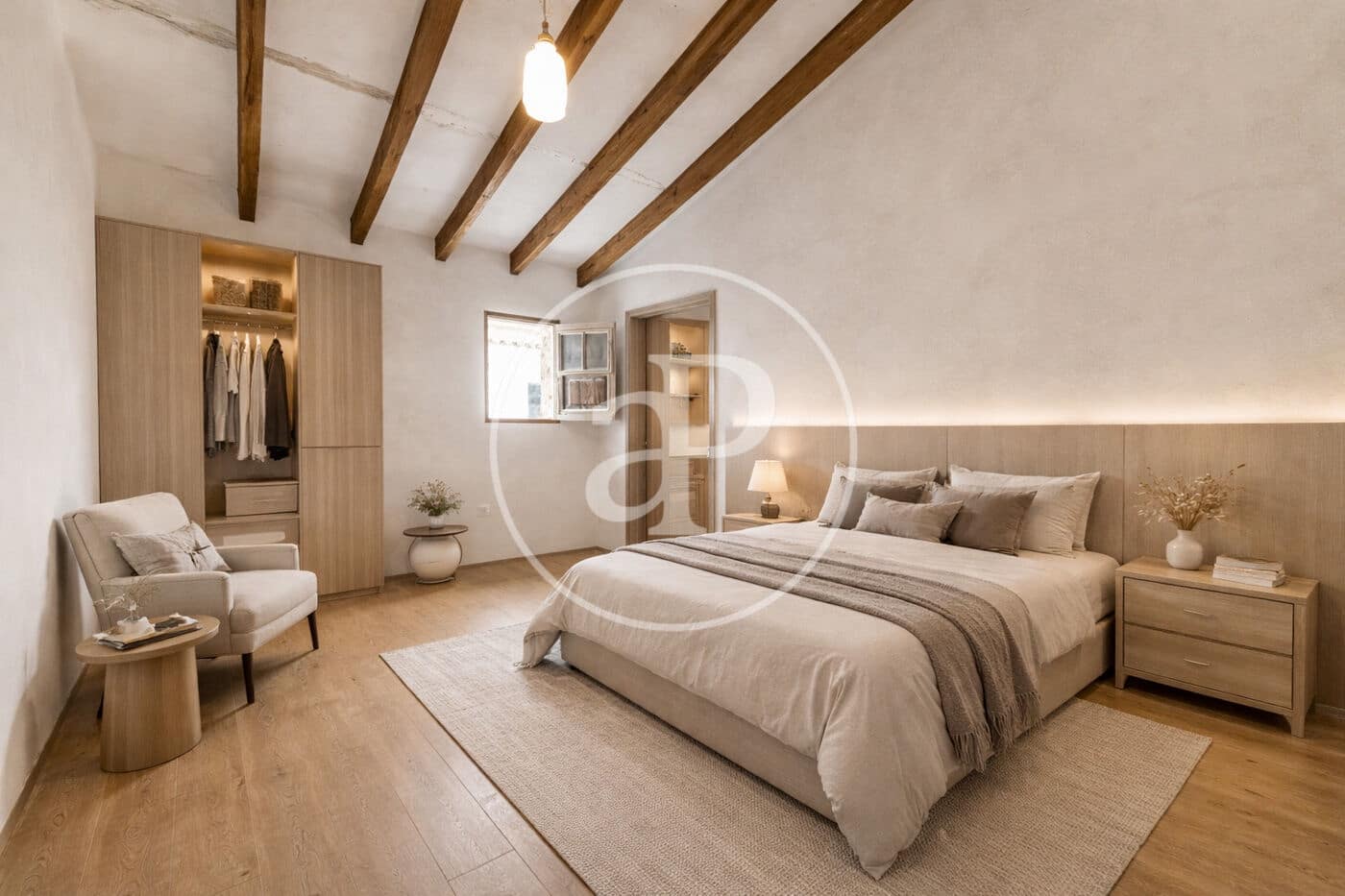 5 bedroom Villa for sale in Llucmajor - € 610,000 (Ref: 9677505)