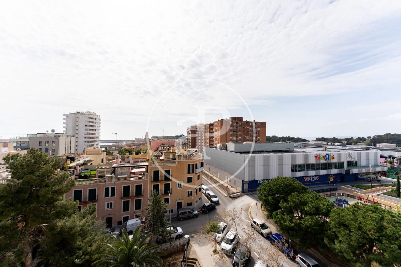 Apartamento de 2 habitaciones en Palma de Mallorca en alquiler con piscina - 2.500 € (Ref: 9677506)