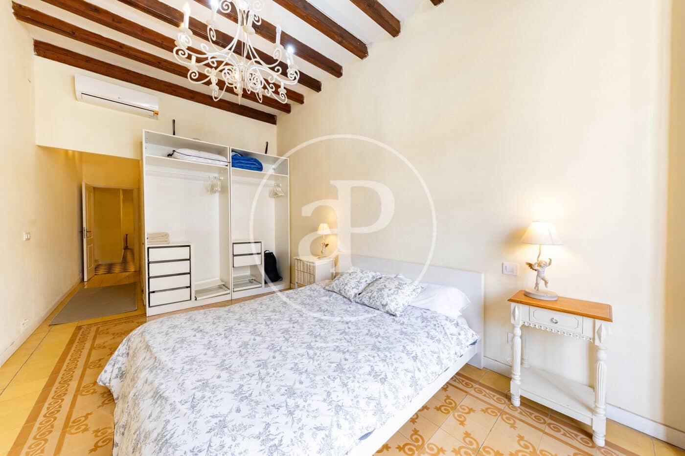 Apartamento de 2 habitaciones en Palma de Mallorca en alquiler - 1.800 € (Ref: 9677507)