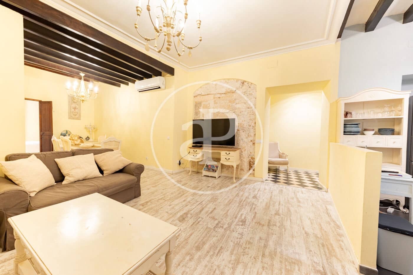 Apartamento de 2 habitaciones en Palma de Mallorca en alquiler - 1.800 € (Ref: 9677507)