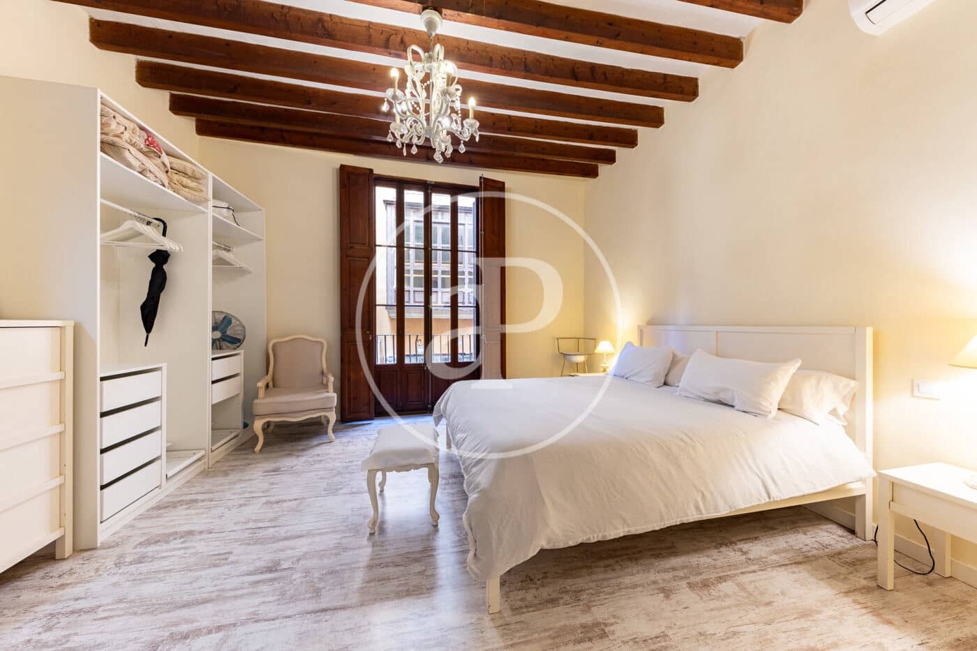 Apartamento de 2 habitaciones en Palma de Mallorca en alquiler - 1.800 € (Ref: 9677507)