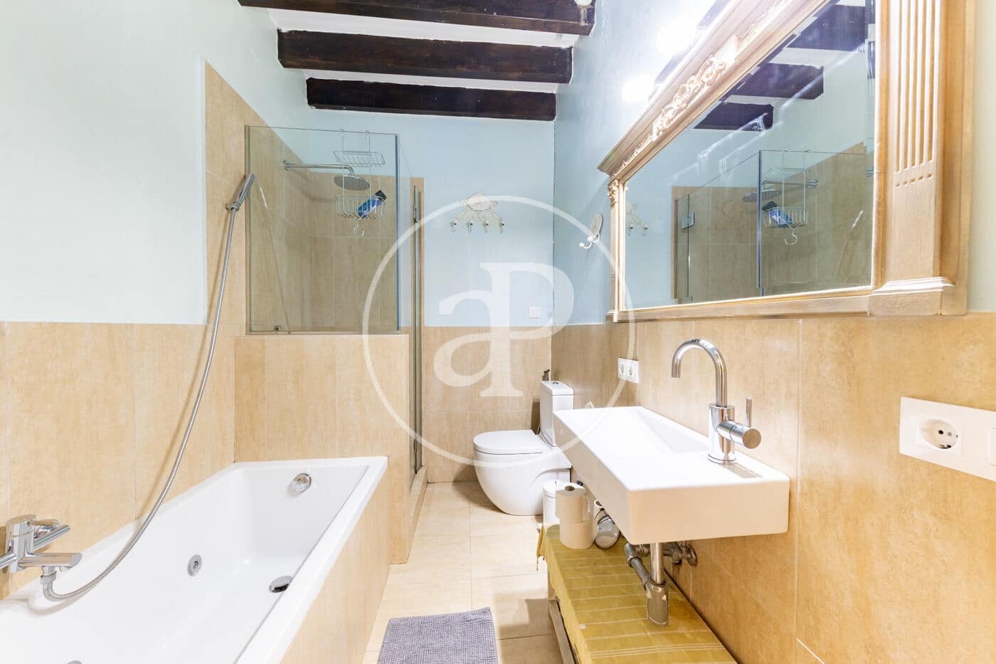 Apartamento de 2 habitaciones en Palma de Mallorca en alquiler - 1.800 € (Ref: 9677507)