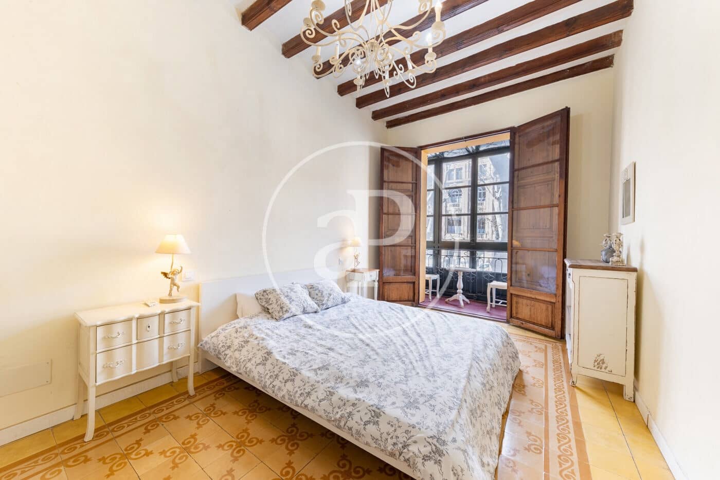 Apartamento de 2 habitaciones en Palma de Mallorca en alquiler - 1.800 € (Ref: 9677507)