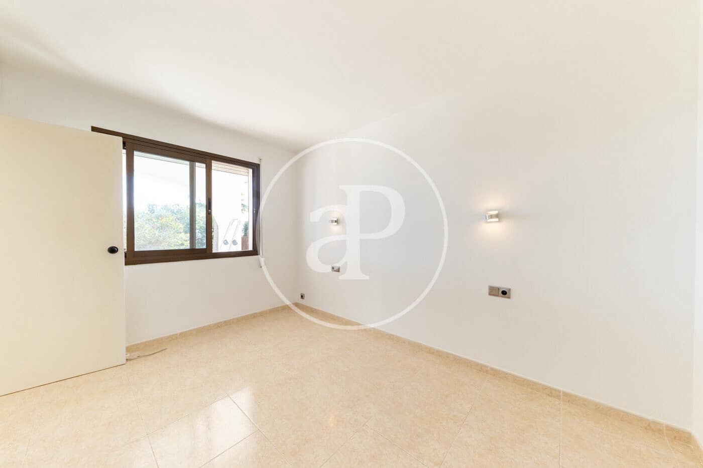 2 bedroom Apartment for rent in Palmanova - € 1,700 (Ref: 9686455)
