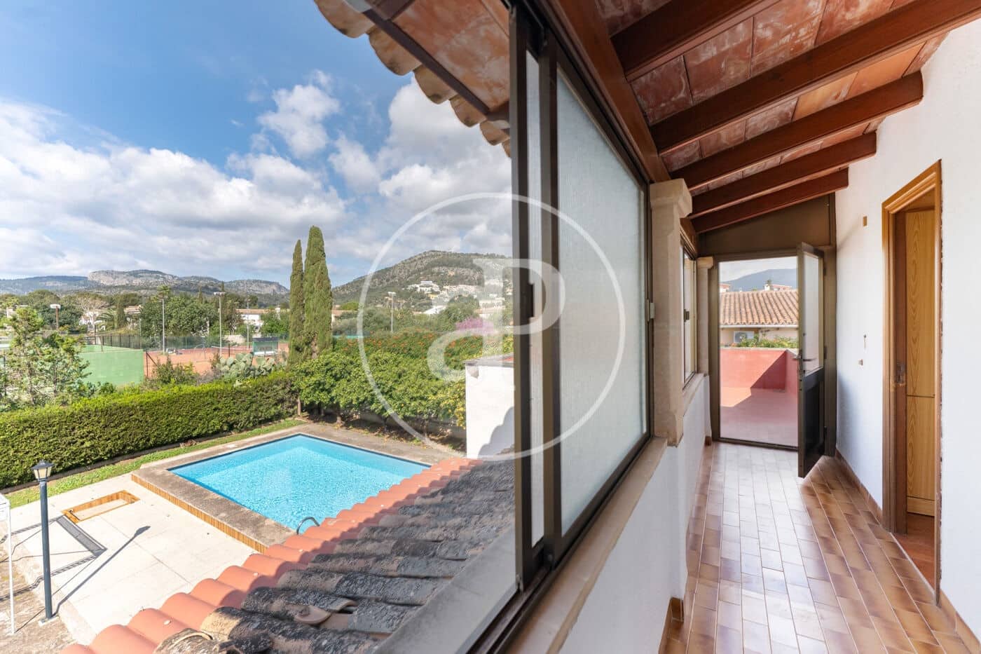 4 soveværelse Villa til salg i Palmanyola med swimmingpool - € 895.000 (Ref: 9686461)