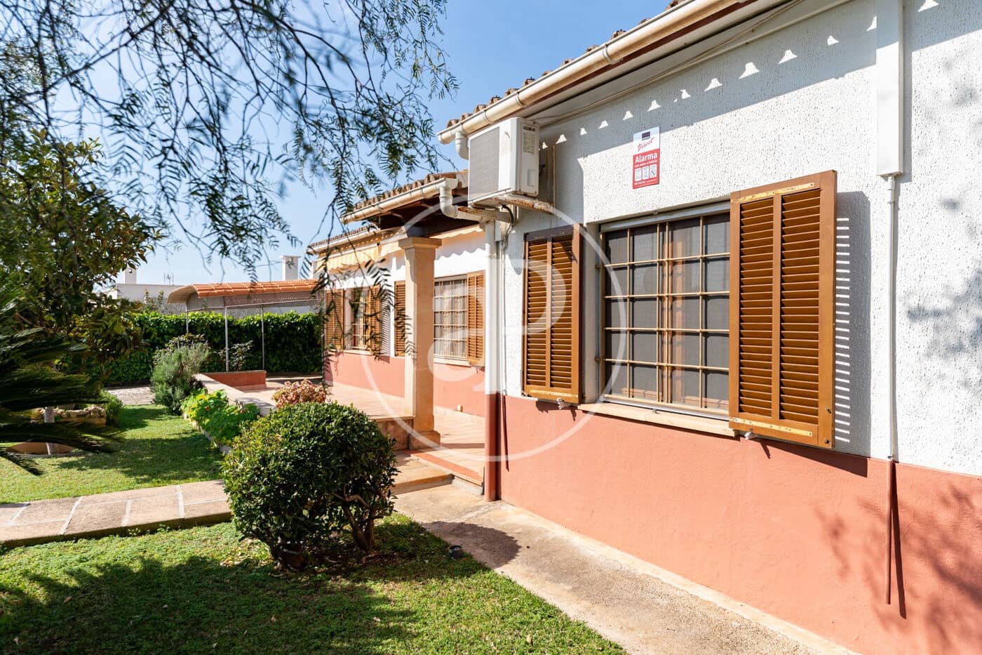 4 soveværelse Villa til salg i Palmanyola med swimmingpool - € 895.000 (Ref: 9686461)