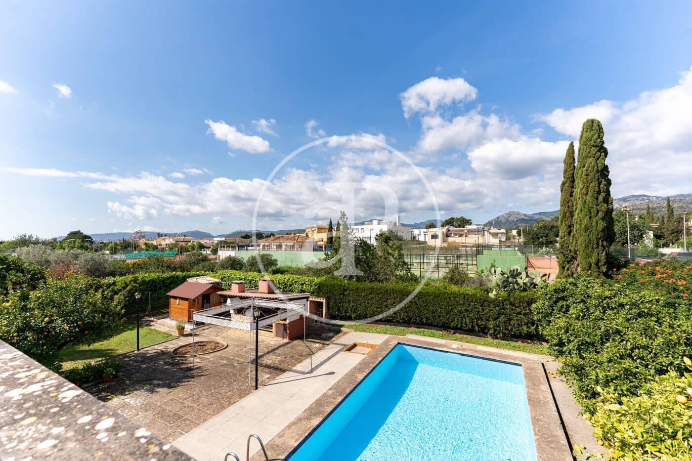 4 soveværelse Villa til salg i Palmanyola med swimmingpool - € 895.000 (Ref: 9686461)