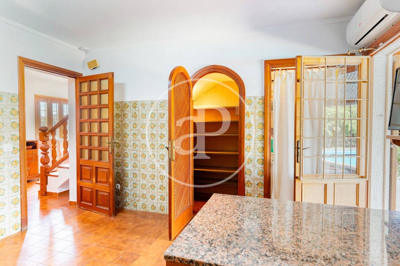 4 soveværelse Villa til salg i Palmanyola med swimmingpool - € 895.000 (Ref: 9686461)