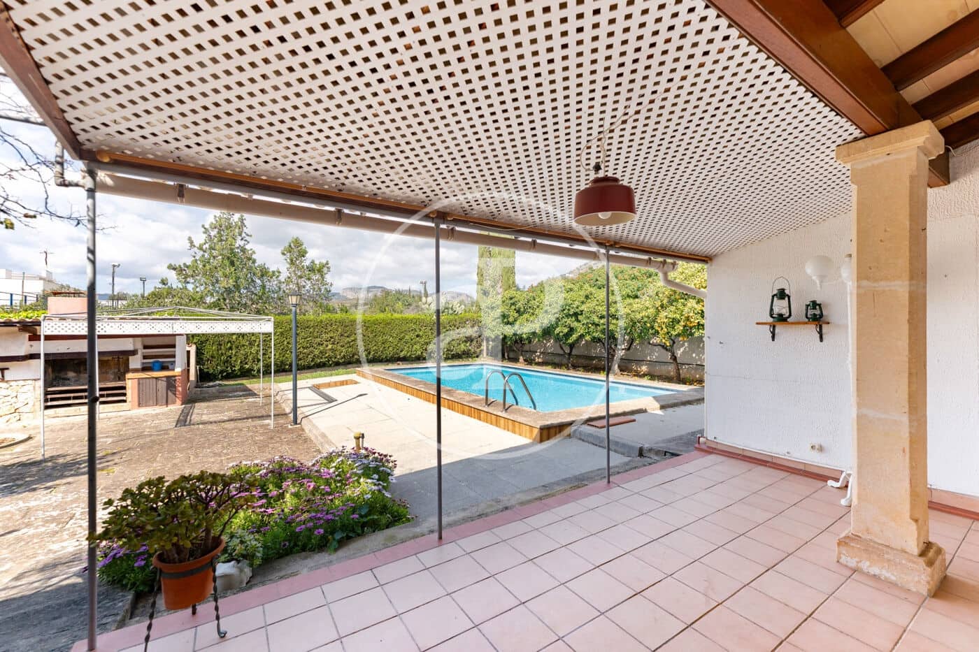 4 soveværelse Villa til salg i Palmanyola med swimmingpool - € 895.000 (Ref: 9686461)