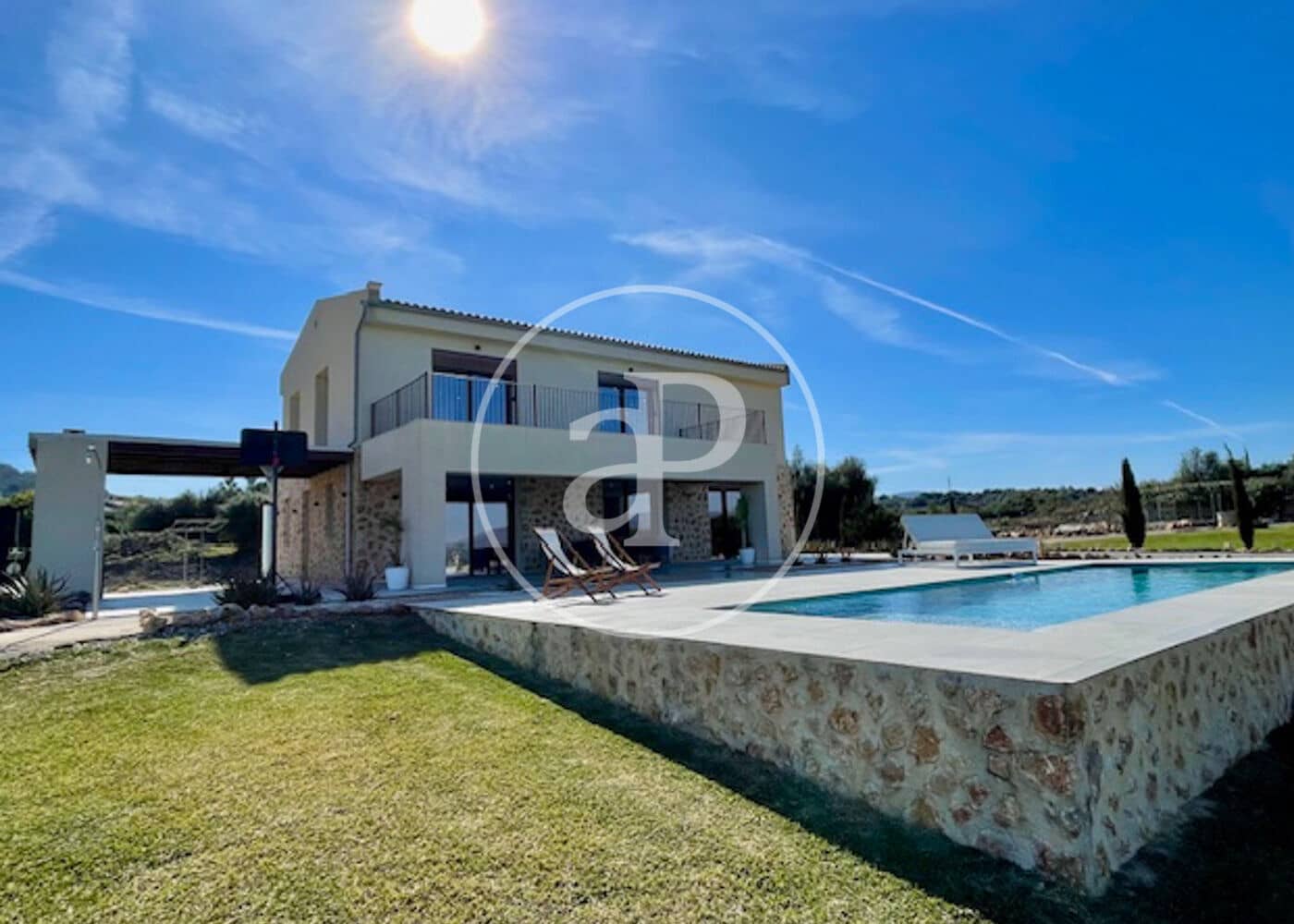 3 bedroom Villa for rent in Alcudia with pool - € 12,000 (Ref: 9686462)