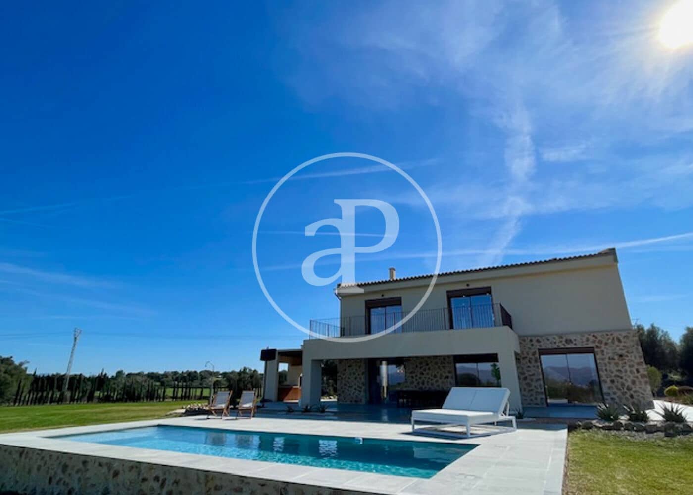 3 bedroom Villa for rent in Alcudia with pool - € 12,000 (Ref: 9686462)