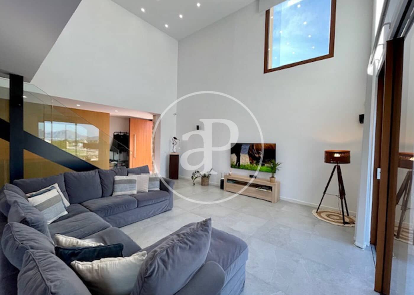 3 bedroom Villa for rent in Alcudia with pool - € 12,000 (Ref: 9686462)