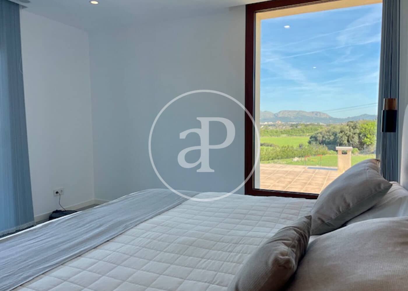 3 bedroom Villa for rent in Alcudia with pool - € 12,000 (Ref: 9686462)