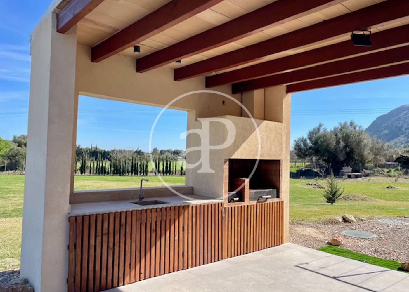 3 bedroom Villa for rent in Alcudia with pool - € 12,000 (Ref: 9686462)