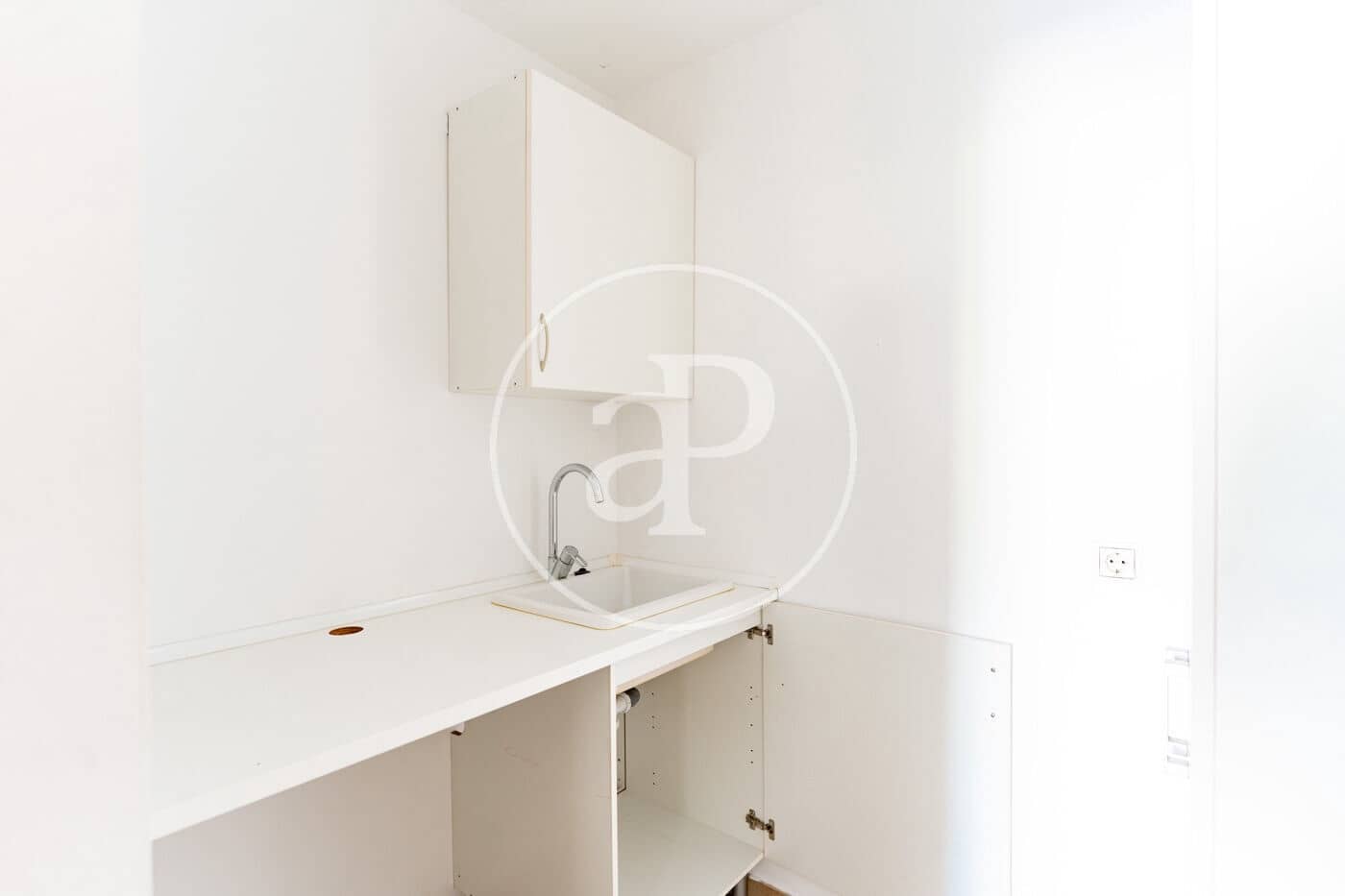 2 bedroom Apartment for rent in Palma de Mallorca - € 1,700 (Ref: 9721719)