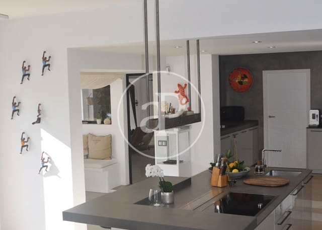 4 quarto Moradia para arrendar em San Agustín / Sant Agustí, Palma de Mallorca com piscina - 45 000 € (Ref: 9752049)