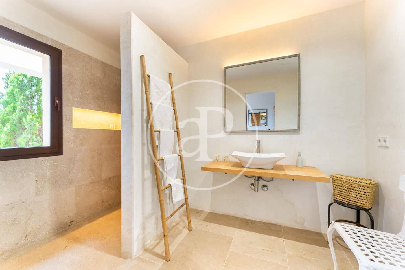 5 quarto Moradia para arrendar em Arta com piscina - 25 000 € (Ref: 9752050)