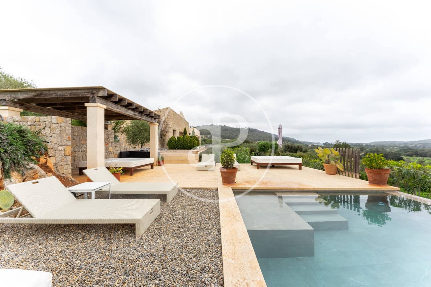 5 quarto Moradia para arrendar em Arta com piscina - 25 000 € (Ref: 9752050)