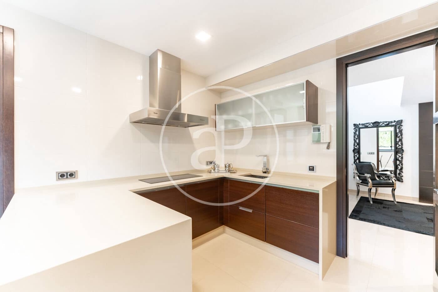 4 bedroom Villa for sale in Palma de Mallorca - € 2,800,000 (Ref: 9770684)