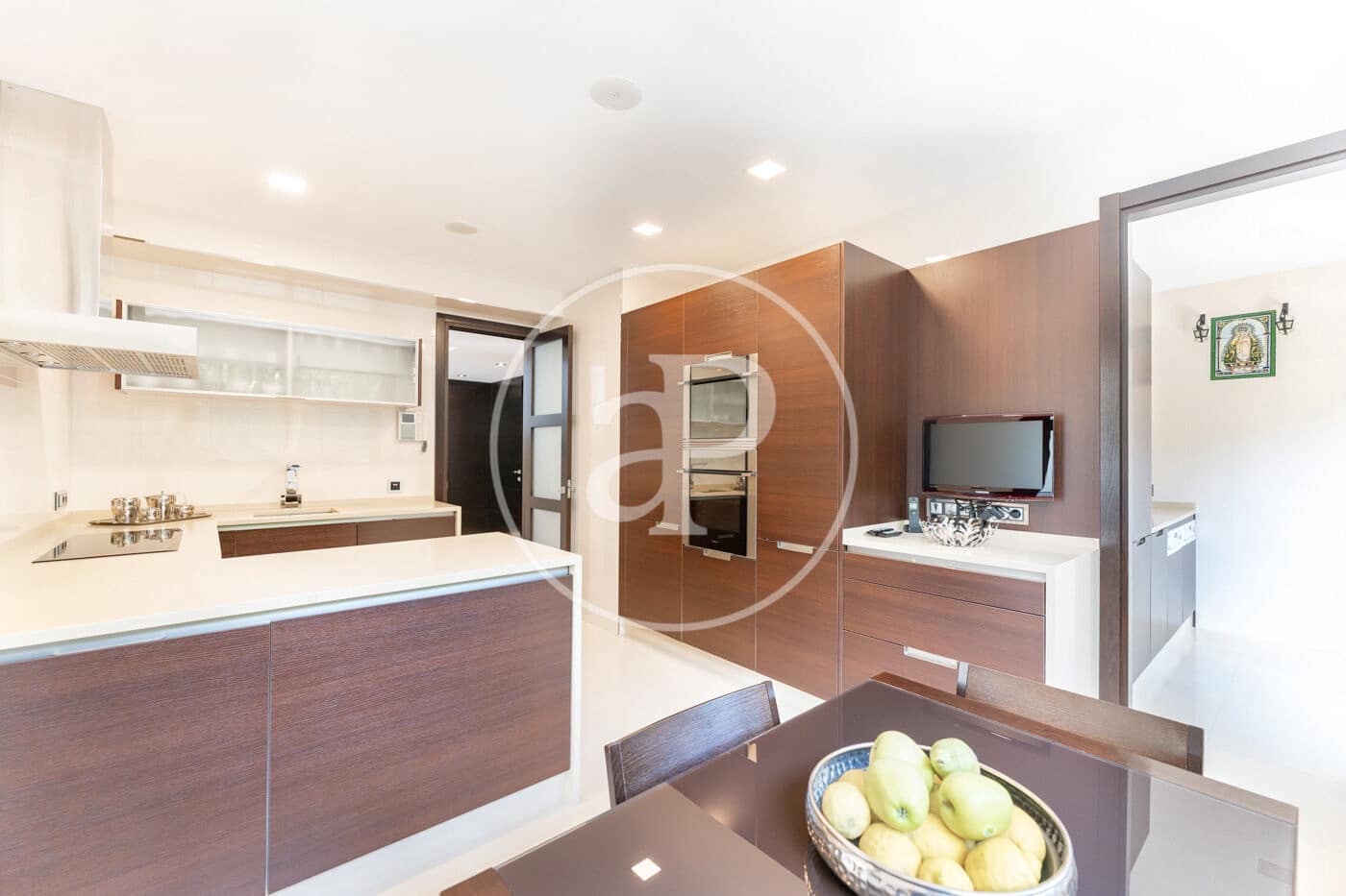 4 bedroom Villa for sale in Palma de Mallorca - € 2,800,000 (Ref: 9770684)