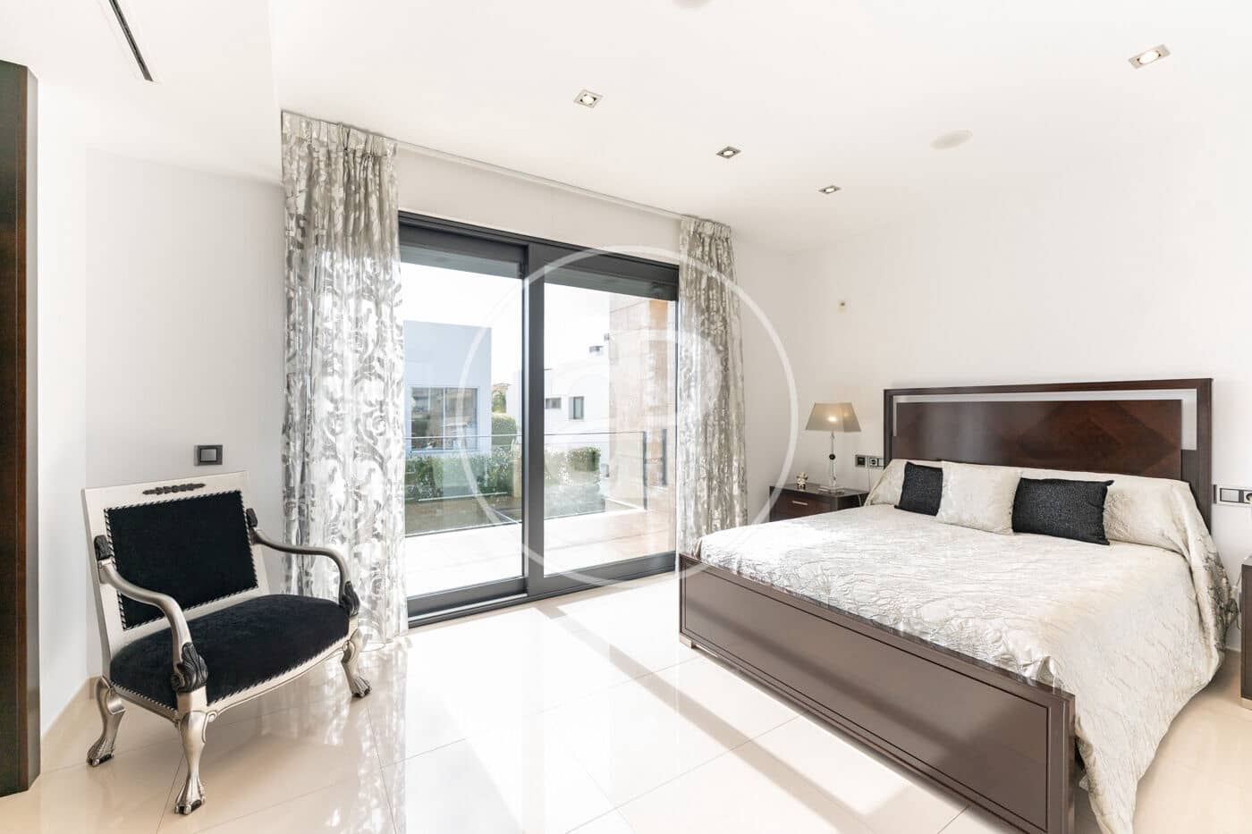 4 bedroom Villa for sale in Palma de Mallorca - € 2,800,000 (Ref: 9770684)