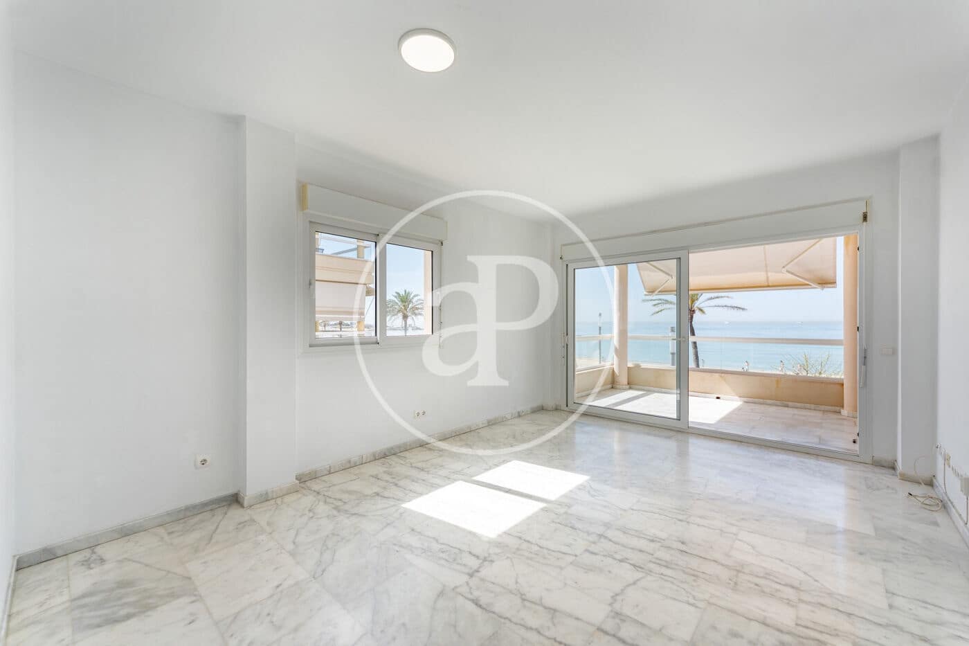 2 quarto Apartamento para arrendar em Palma de Mallorca com garagem - 2 500 € (Ref: 9770685)