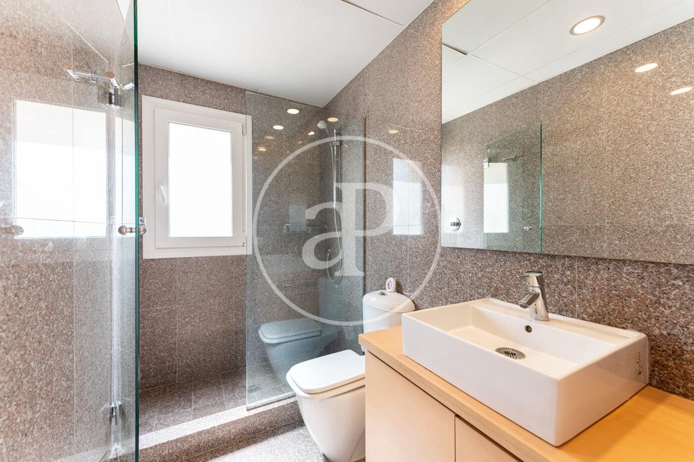 2 quarto Apartamento para arrendar em Palma de Mallorca com garagem - 2 500 € (Ref: 9770685)