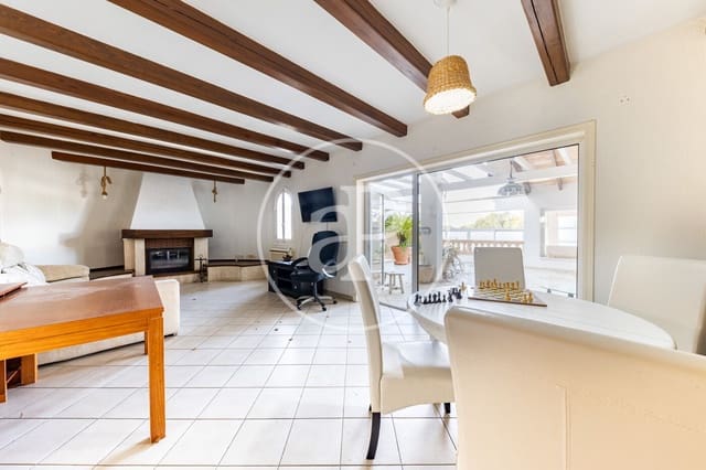 Chalet de 9 habitaciones en Costa de la Calma, Calvià en venta - 1.160.000 € (Ref: 9770686)