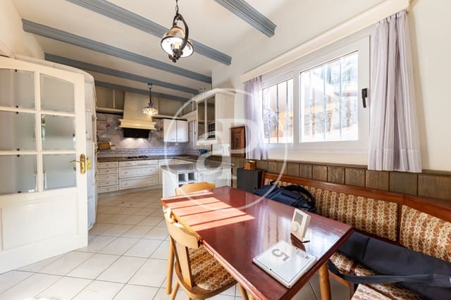 Chalet de 9 habitaciones en Costa de la Calma, Calvià en venta - 1.160.000 € (Ref: 9770686)