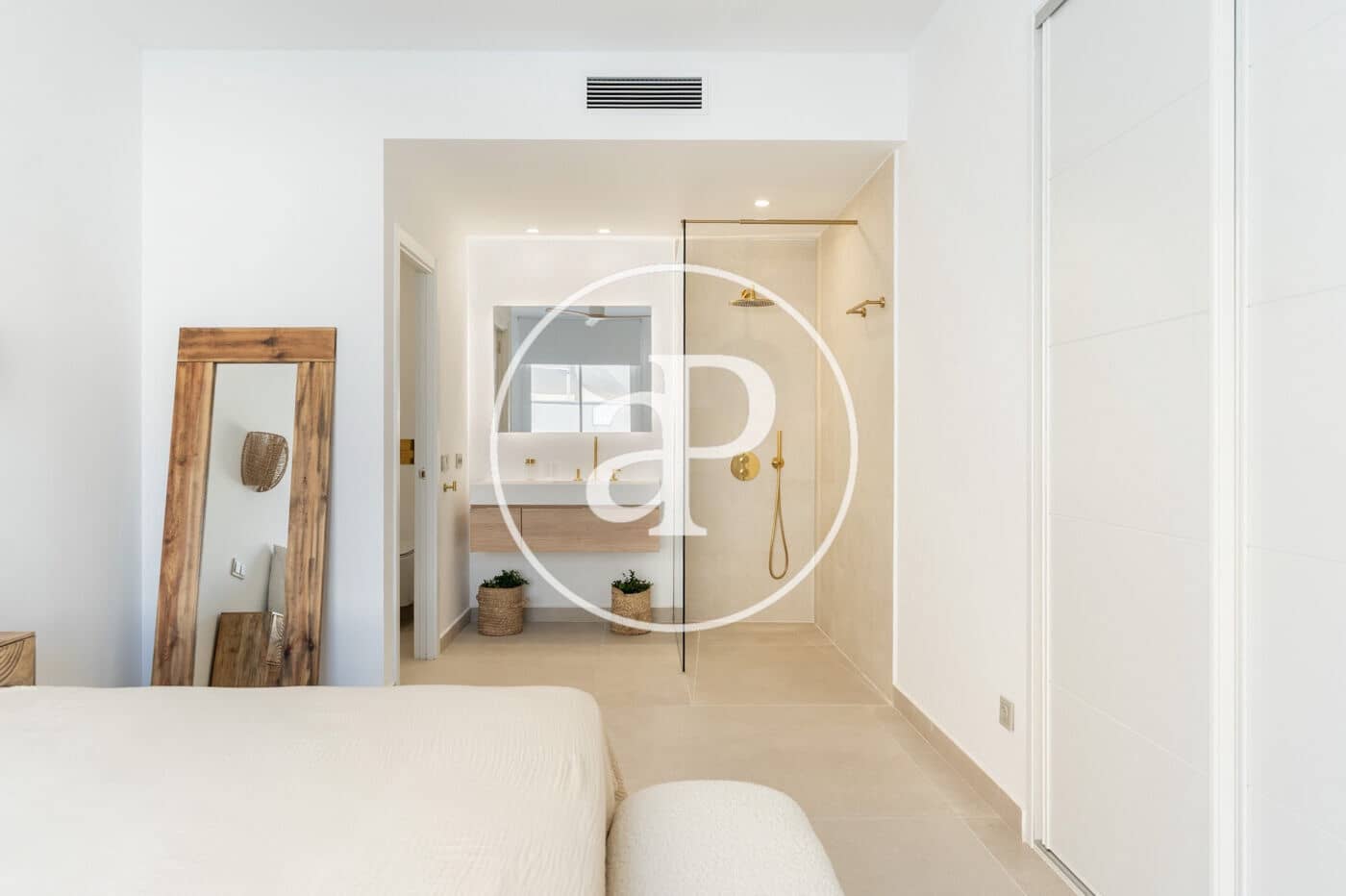 3 bedroom Apartment for rent in Colonia de Sant Jordi with pool - € 2,950 (Ref: 9778163)