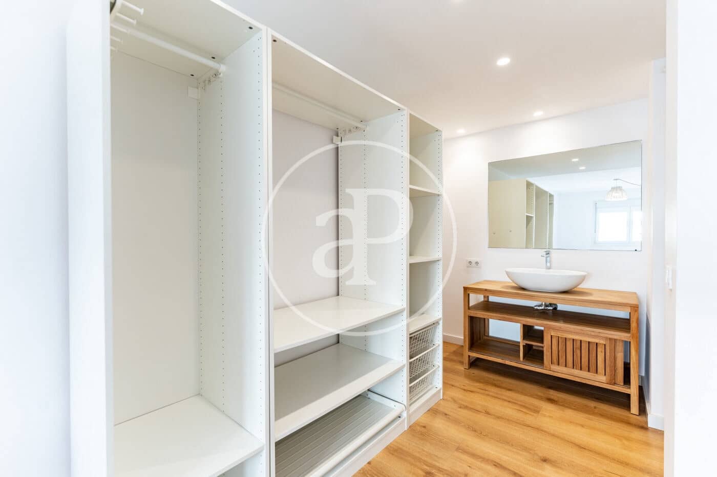 3 bedroom Apartment for sale in Palma de Mallorca - € 690,000 (Ref: 9804310)