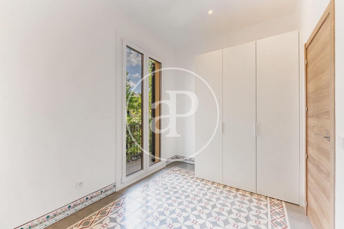 3 bedroom Apartment for rent in Palma de Mallorca - € 1,800 (Ref: 9825272)