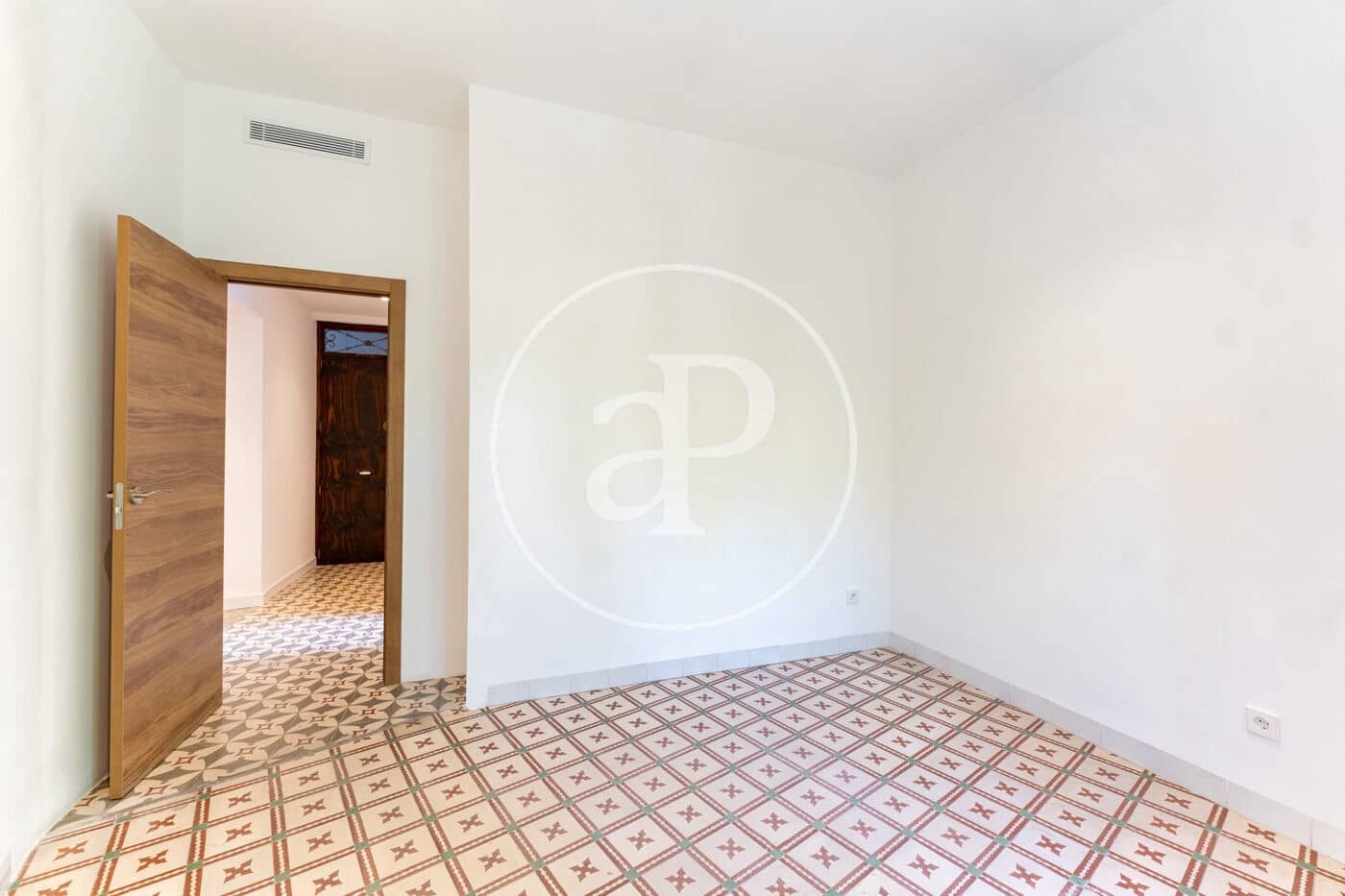 3 bedroom Apartment for rent in Palma de Mallorca - € 1,800 (Ref: 9825272)