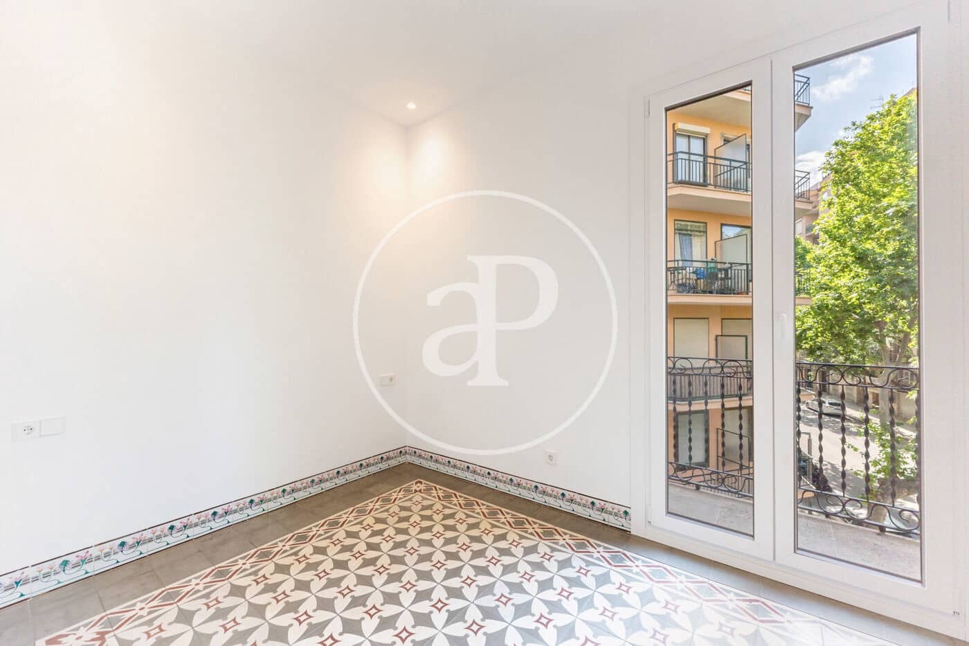 3 bedroom Apartment for rent in Palma de Mallorca - € 1,800 (Ref: 9825272)