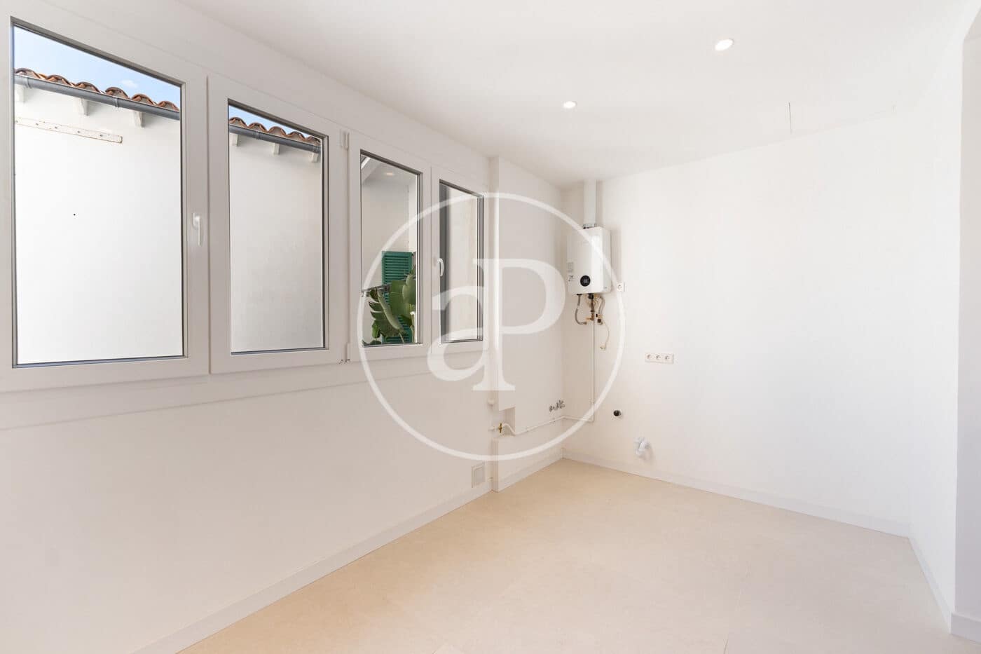 3 bedroom Apartment for rent in Palma de Mallorca - € 1,800 (Ref: 9825272)
