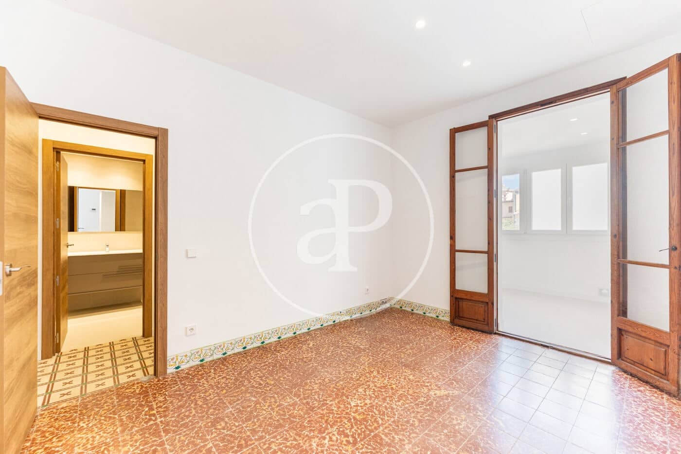 3 bedroom Apartment for rent in Palma de Mallorca - € 1,800 (Ref: 9825272)