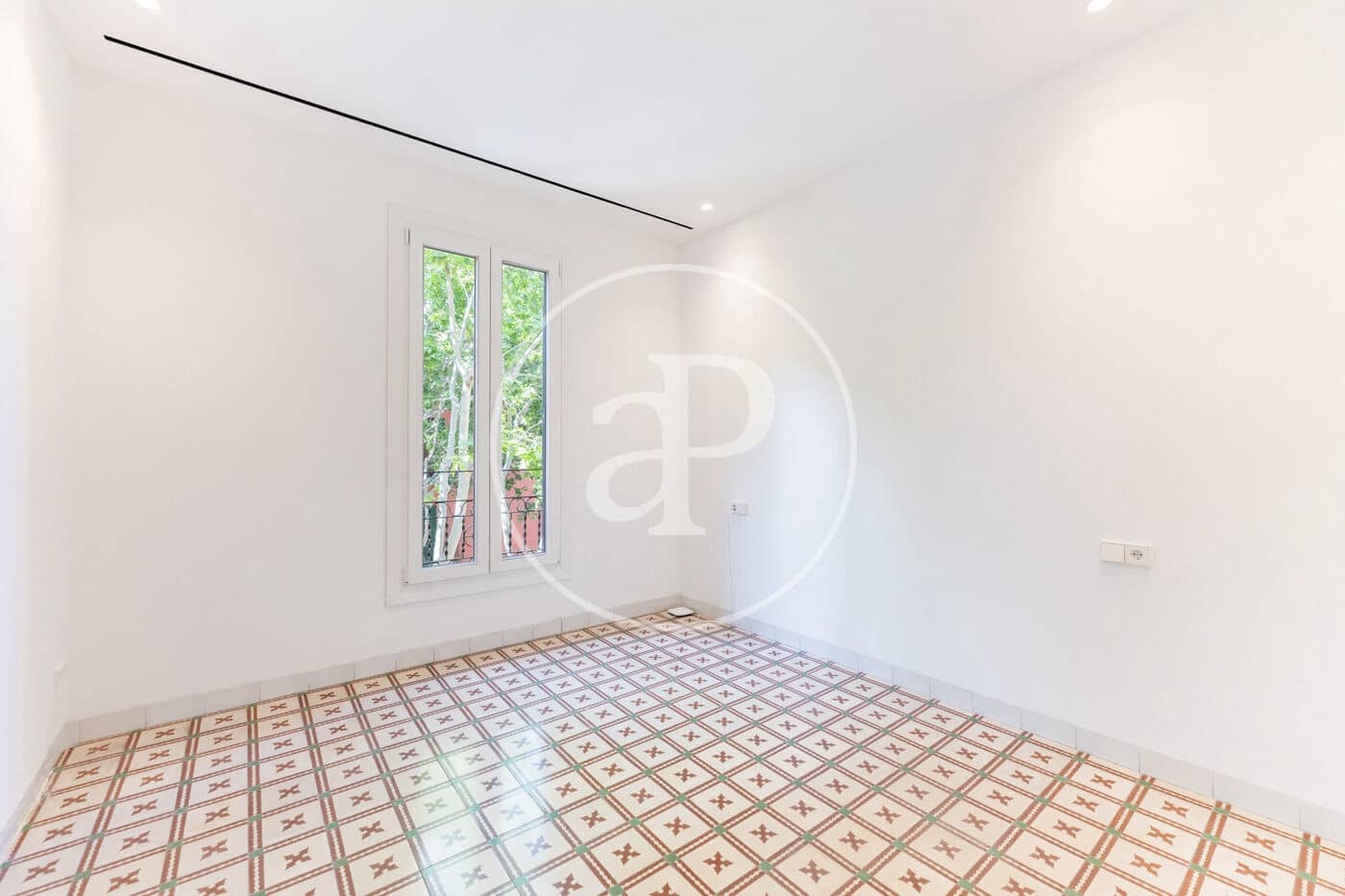 3 bedroom Apartment for rent in Palma de Mallorca - € 1,800 (Ref: 9825272)