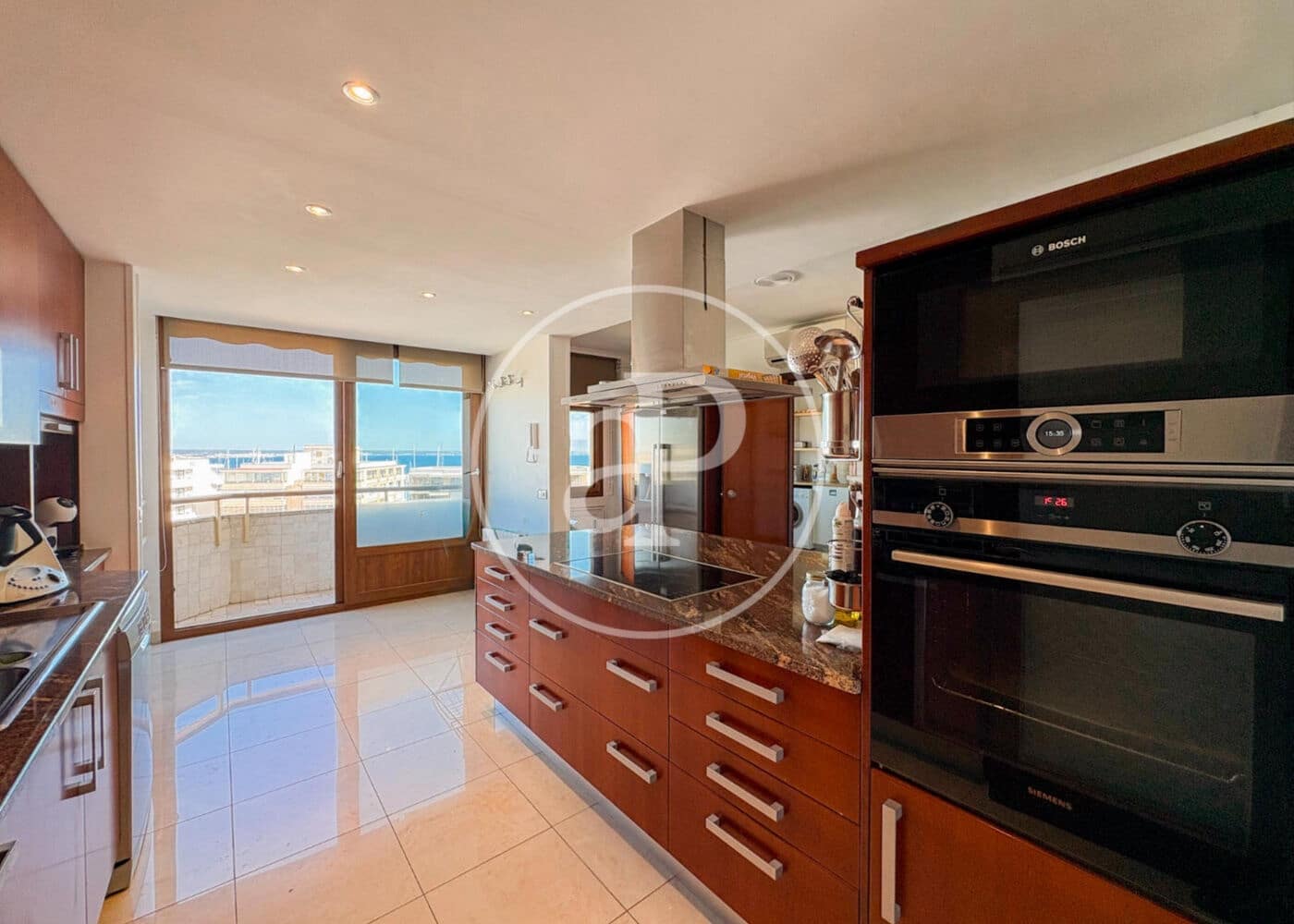 4 bedroom Penthouse for rent in Palma de Mallorca with garage - € 3,900 (Ref: 9836684)